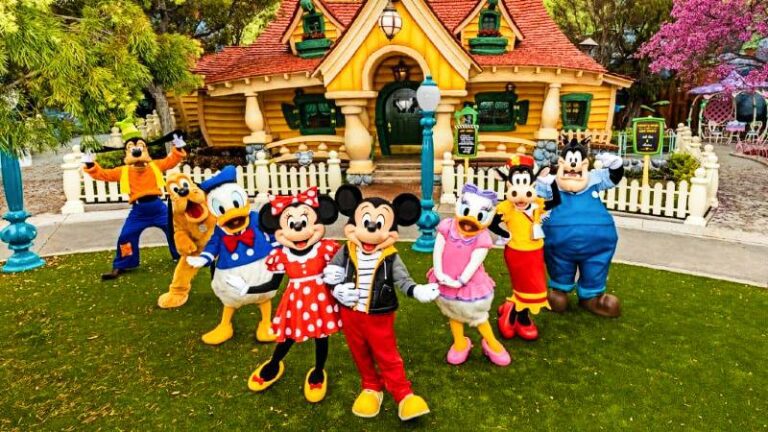 Mickey's Toontown foi inaugurado na Disneylândia e temos 5 coisas que você precisa saber