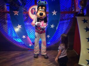 Ranking The Top Four Character Meet and Greets at Magic Kingdom-Vote For Your Favorite! 2