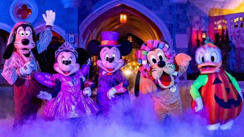 Walt Disney World - personagens da Disney o dia das bruxas