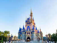 Grandes mudanças no Walt Disney World chegando em 2024, incluindo planos de refeições, requisitos de reserva de parques e muito mais