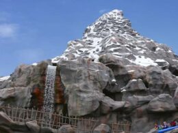 Matterhorn Bobsleds no Disneyland Park será reaberto em junho de 2023