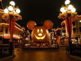 Datas anunciadas para os eventos de Halloween de 2023 na Disneylândia