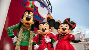 Disney Cruise Line anuncia cruzeiros Very Merrytime em 2023 e itinerários de outono de 2024