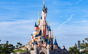 Disneyland Paris alerta para mais interrupções de greve para visitantes que visitam 19 de junho de 2023