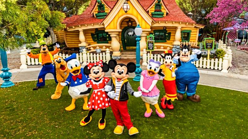 Toontown do Mickey - Mickey e seus amigos - Disneylândia