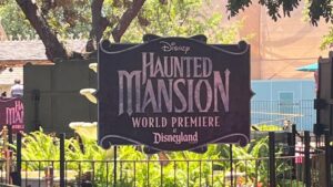 Estreia do filme "Haunted Mansion" cheia de estrelas da Disney
