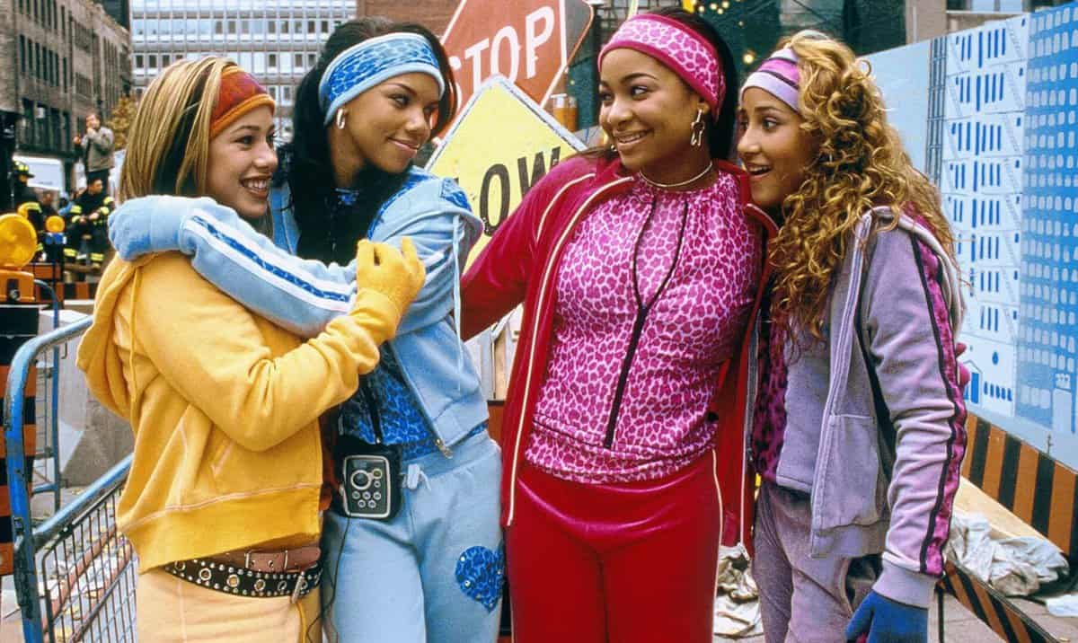 Raven-Symoné, Adrienne Bailon, Kiely Williams e Sabrina Bryan em 'The Cheetah Girls' do Disney Channel