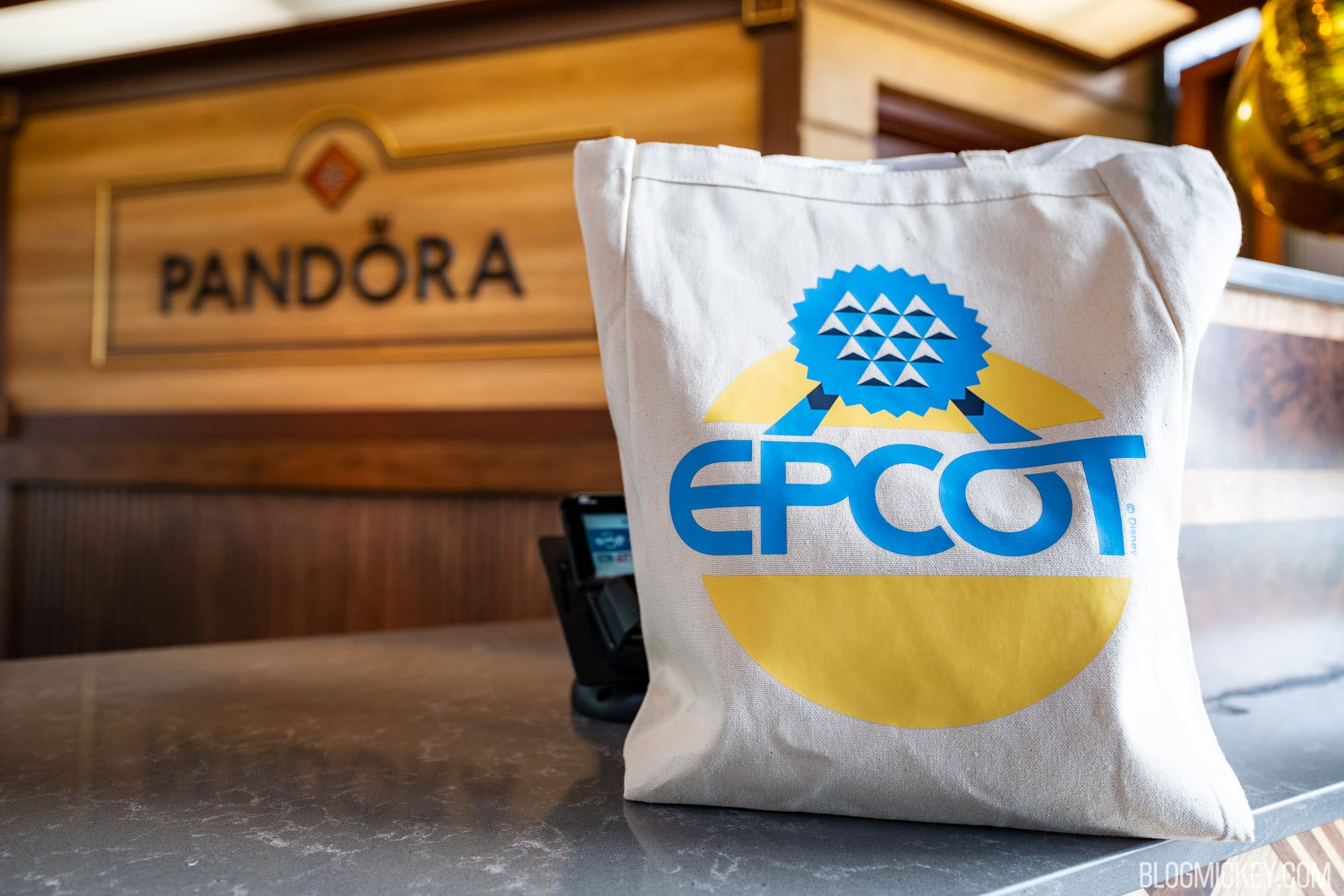 1700593255 63 Local dedicado a joalheria Pandora agora oficialmente aberto no EPCOT