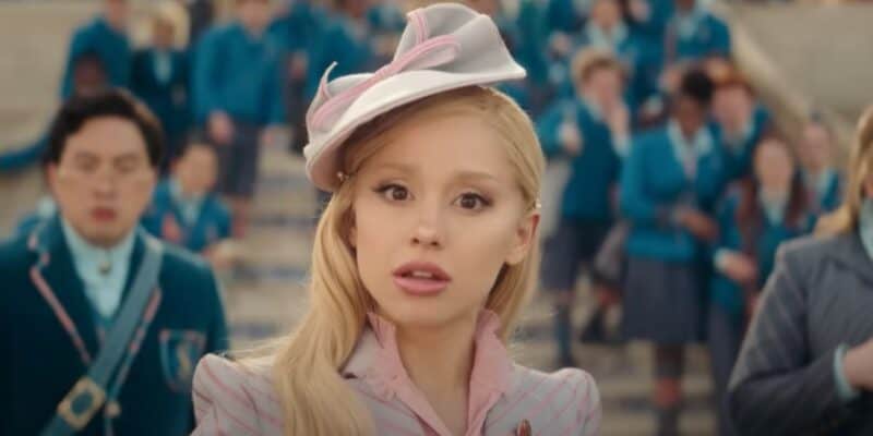 Glinda Upland (Ariana Grande) no trailer de ‘Wicked’